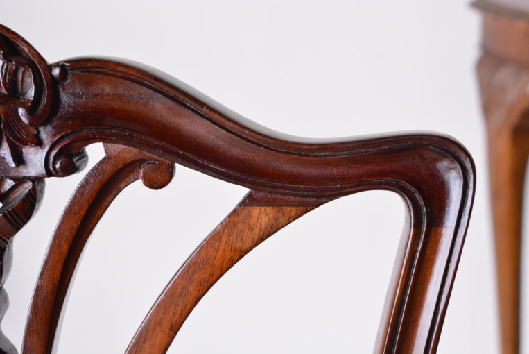 c253-2　クイーンアンチェア