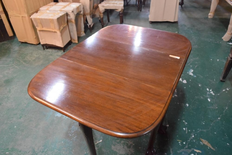 t222　マホガニーゲートレッグテーブル