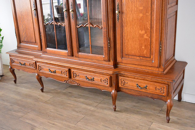 キャビネット　8350