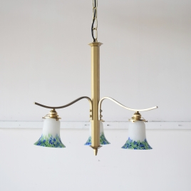 優雅で軽やかな佇まいが魅力の小ぶりな3灯式シャンデリア【sy455】