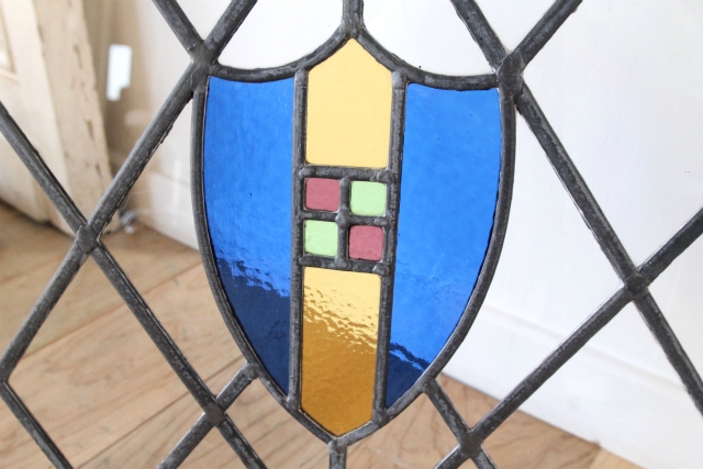 モチーフ以外はクリアガラスで出来たステンドグラス【7731-B】