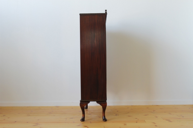 キャビネット　3556