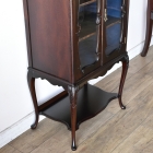 ヴィクトリアンスタイルの華やかなキャビネット【k186】