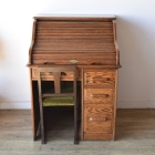 木目が美しいオーク材のスモールロールトップデスク【d83】