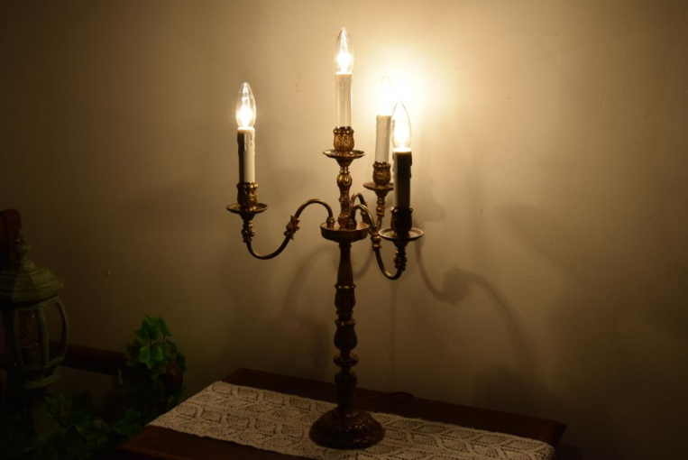 sl112　4灯式スタンドランプ