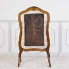 鳥がデザインされたレザースクリーンです。