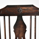 味わい深いスピンドルバックアームチェア【c307】