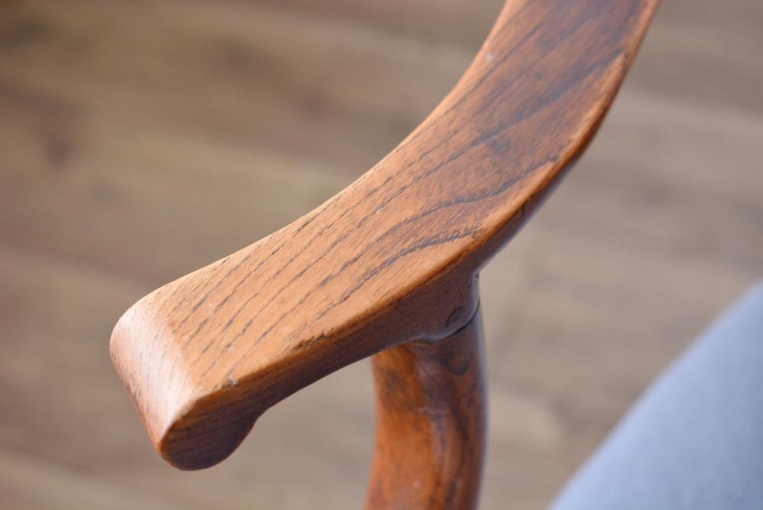 c219-2　ヘップルホワイトアームチェア