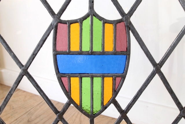 モチーフ以外はクリアガラスで出来たステンドグラス【7731-D】