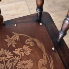 味わい深いスピンドルバックアームチェア【c307】