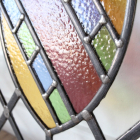 カラフルなガラスが用いられたステンドグラス【7738-D】
