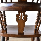 アンティークらしい味わいが魅力のダブルボウバックウィンザーアームチェア【c260-2】