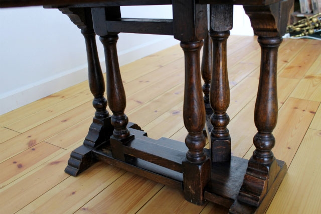 スモール・オケージョナルテーブル　1313