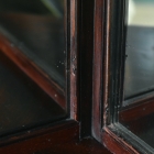 裏側がミラーバック収納になっている珍しいレザートップテーブル【fo237】