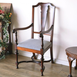 c96-4　マホガニーアームチェア