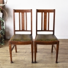 2脚セットですが単品での販売も可能です。