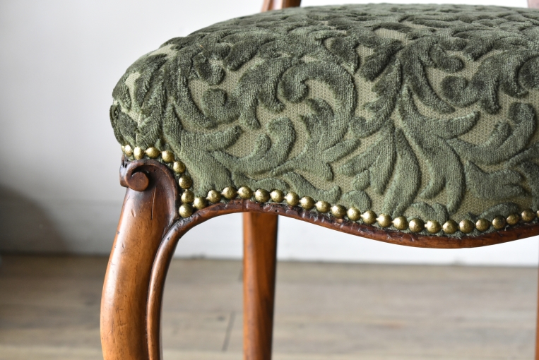 c266-2　バルーンバックチェア