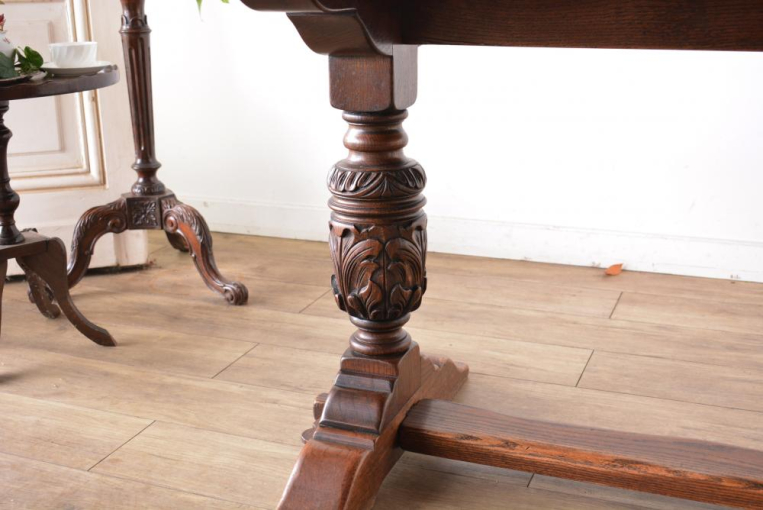 t14　ダイニングテーブル