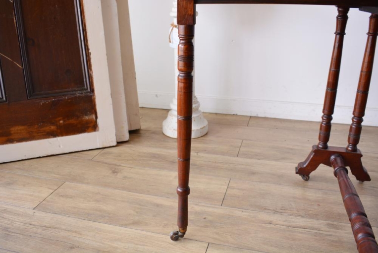 t196　サザーランドテーブル　