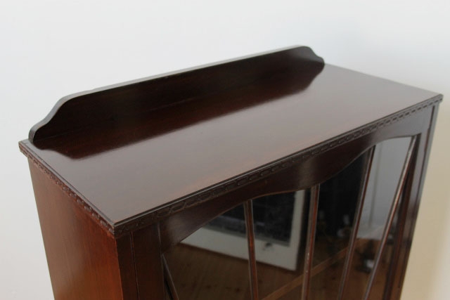 キャビネット　3556