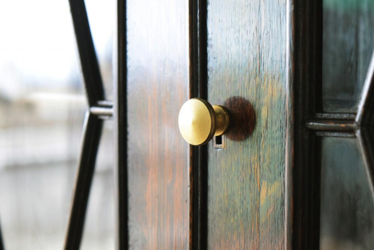 d61　スラントフロントビューローブックケース