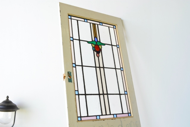 シンプルでキュートなステンドグラスドア【6681】