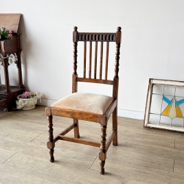 英国アンティークの気品漂う1930年代オーク材ターニングレッグ・ダイニングチェア【c322-1】