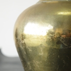 真鍮の輝きと手仕事の温もり、ハンマリング加工のブラスフラワーベース【8532】