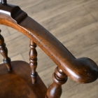 アンティークらしい味わいが魅力のダブルボウバックウィンザーアームチェア【c260-2】