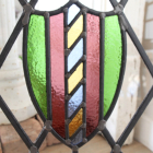 カラフルなガラスが用いられたステンドグラス【7738-A】