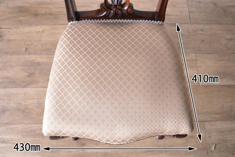 c253-3　クイーンアンチェア