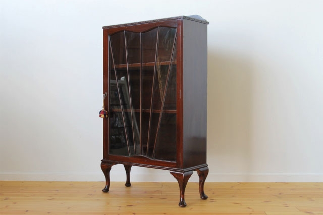 キャビネット　3556