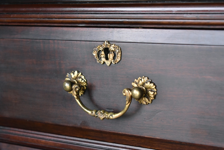 裏側がミラーバック収納になっている珍しいレザートップテーブル【fo237】