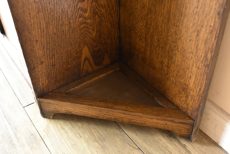 cw34　オークワードローブ