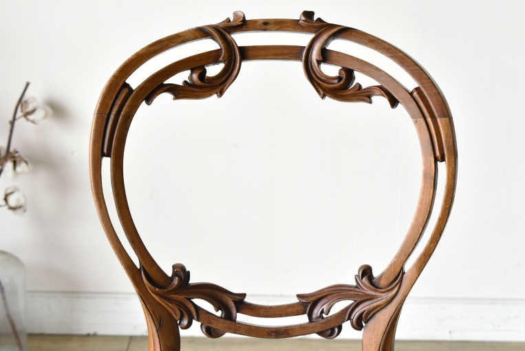 c266-3　バルーンバックチェア