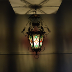 ステンドグラスが美しい最高級1灯式アイアンランタン【sy100】