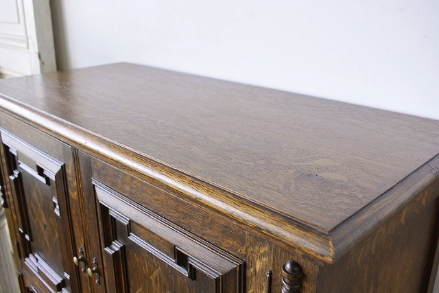 イギリス・アールデコ期に作られたカップボード【k9】