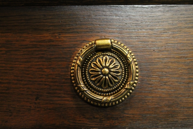 1560