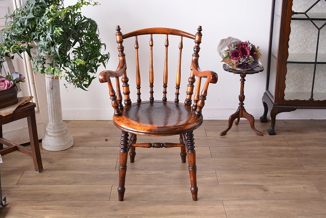 アームチェア　c184