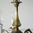 優美な曲線と重厚感あふれる真鍮の輝きが魅力の5灯式シャンデリア【sy439】