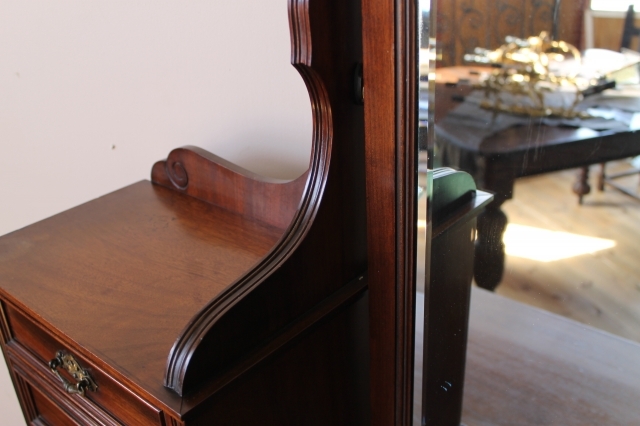 ドレッサー　1555