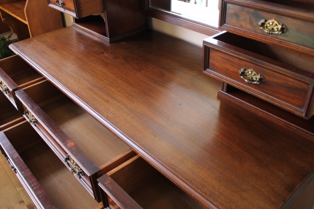 ドレッサー　1555