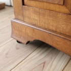 オーク無垢材で内装までしっかりと作られたベッドサイドコファ【40291】