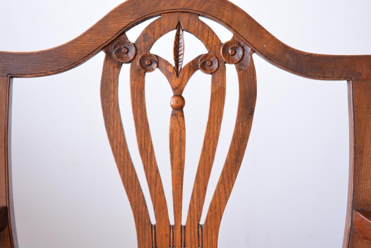 c219-2　ヘップルホワイトアームチェア