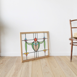 リボンのようなデザインが可愛いステンドグラス【7734-B】