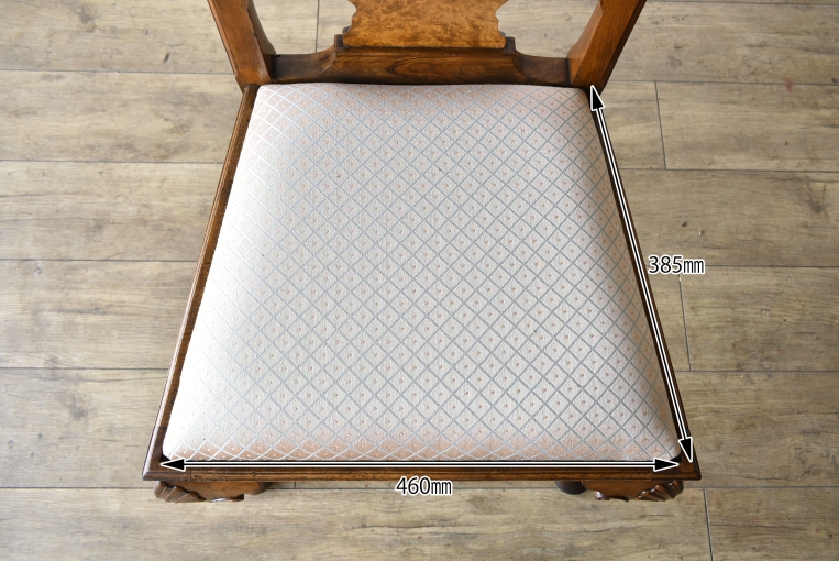 花瓶型の背もたれが特徴のクイーンアンチェア【c285-2】