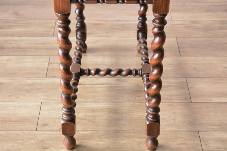 1220　ツイストカードテーブル　