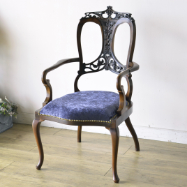 c251-4　ヴィクトリアンアームチェア