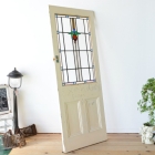 シンプルでキュートなステンドグラスドア【6681】