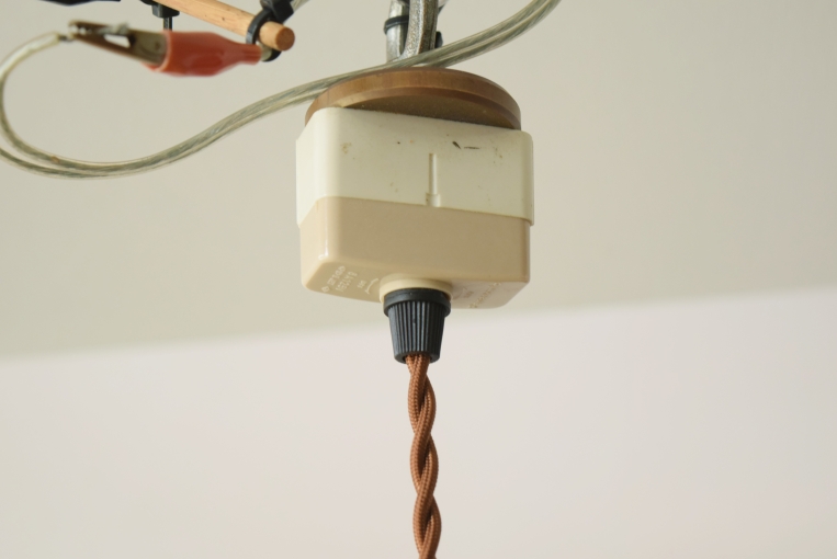 優美なガラスシェードが魅せるペンダントランプ【9574-2】